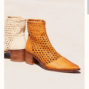 FREE PEOPLE in the loop boot